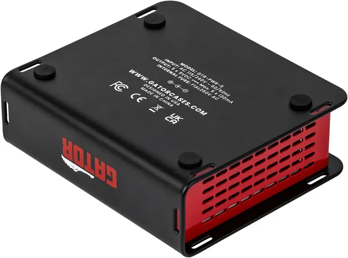 GATOR Fuente de Alimentación para Pedalboard con 5 Salidas Aisladas - Alimentador Estable para Efectos de Guitarra