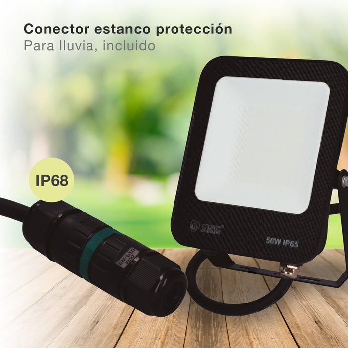 GSC Evolution Proyector aluminio LED Santadi 50W 6500K IP65 Negro GSC Evolution Proyector aluminio LED Santadi 50W 6500K IP65 Negro