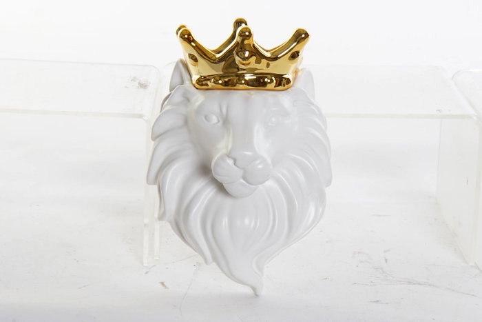 DKD Home Decor Jarrón de Dolomite Blanco y Dorado con Detalles de León DKD Home Decor Jarrón de Dolomite Blanco y Dorado con Detalles de León