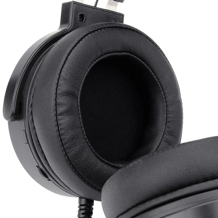 Redragon Lamia RGB Auricular gaming USB negro