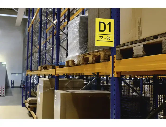 Durable Señal de Pasillo Magnética A4 Vertical para Estanterías, Lámina PET, Incluye Software Duraprint, Pack de 10 Unidades Durable Señal de Pasillo Magnética A4 Vertical para Estanterías, Lámina PET, Incluye Software Duraprint, Pack de 10 Unidades