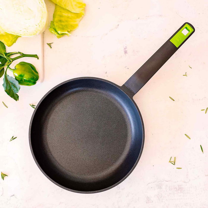 BRA Pack 3 Sartenes Gastro A841201 Ø18cm Ø22cm Ø26cm, Aluminio Reciclado Antiadherente Teflon, Apta para Inducción y Todo Tipo de Cocinas