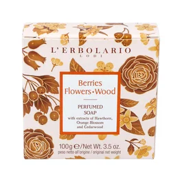 L'ERBOLARIO Bayas Flores Jabón Perfumado 100 Gr - Con extractos de espino, rosa mosqueta, naranja y sándalo para un lavado delicado de manos y cuerpo