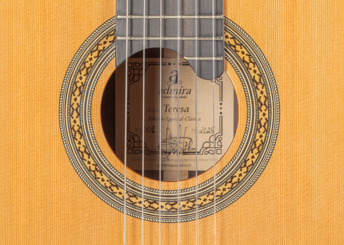 Guitarra Admira Teresa Serie Artesanía Guitarra Admira Teresa Serie Artesanía