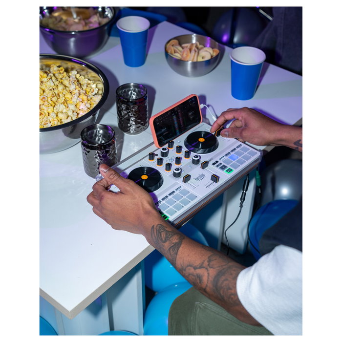 Hercules DJControl Mix Ultra Hercules DJControl Mix Ultra