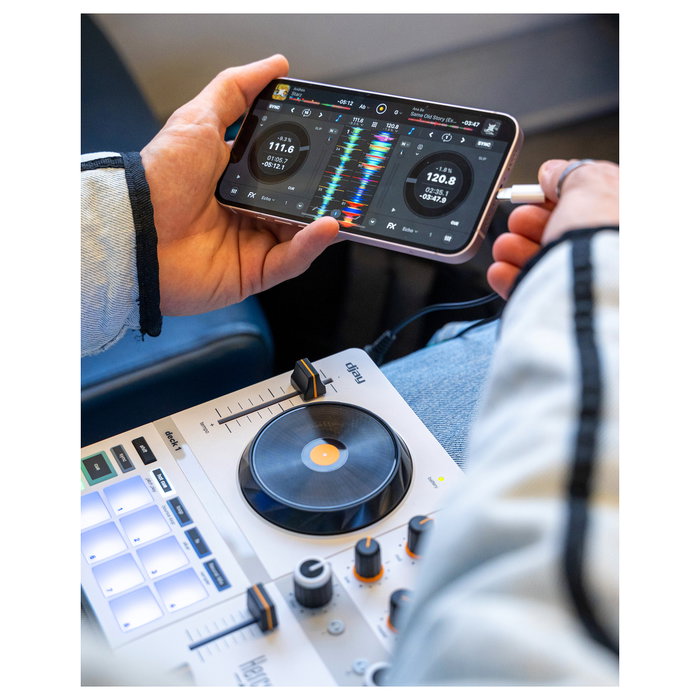 Hercules DJControl Mix Ultra Hercules DJControl Mix Ultra