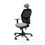 Silla de oficina Jorquera con mecanismo Sincro tapizada con Tela color Gris claro y malla color Negro. Equipada con lumbar 1D, Brazos 1D, Cabecero Fijo y Ruedas 65 mm parqué