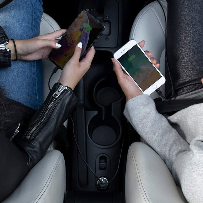 Belkin Cargador de Coche USB 24W 4.8A 2 Puertos Negro con Cable USB-C