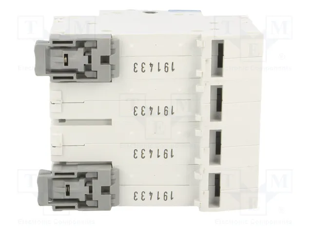 LEGRAND FR300 Interruptor de aislamiento 4 polos 40A 400VAC LEGRAND FR300 Interruptor de aislamiento 4 polos 40A 400VAC
