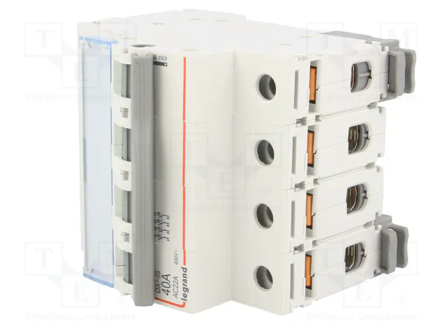 LEGRAND FR300 Interruptor de aislamiento 4 polos 40A 400VAC LEGRAND FR300 Interruptor de aislamiento 4 polos 40A 400VAC