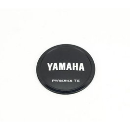Yamaha Tapa Logo Motor PW-TE/PW-ST Blanco con Logo Negro