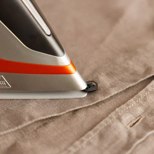 Solac CPB6110 Optima Center 3010 Centro de Planchado 3000W 1.5L 7 Bar Vapor 400g/min Smart ECO, Suela Cerámica - Negro, Naranja, Plata