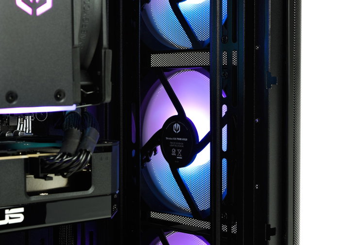 Komputronik Infinity R550 [JX01] Ryzen 5 RTX 5060 Ti 8GB 32GB 1TB
