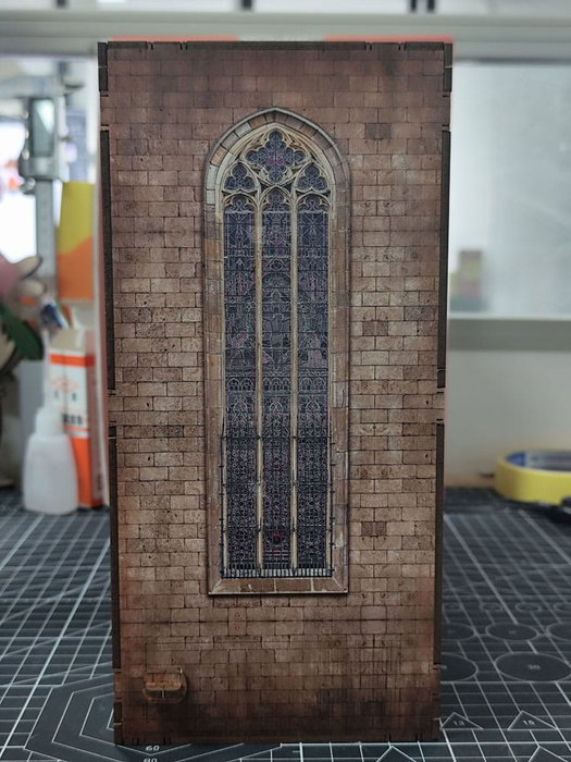 Revell Tiny Adventures House of the Dragon Iron Throne Book Nook