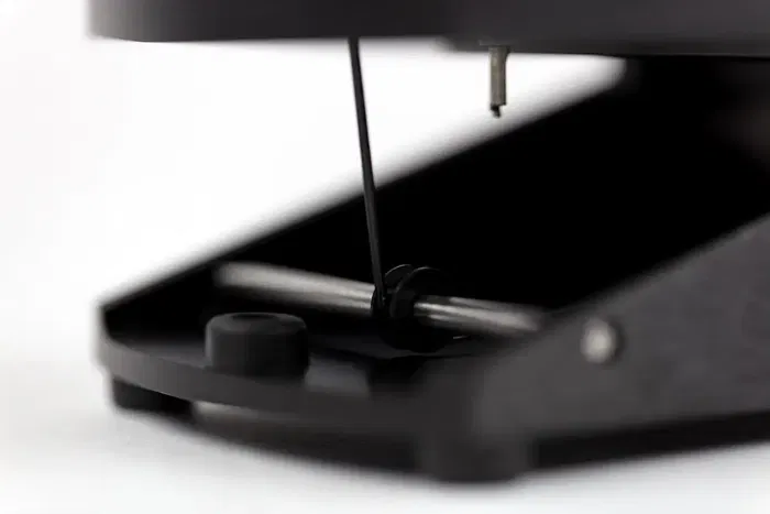 Ernieball VPJR Pedal de Volumen con Afinador Táctil Negro