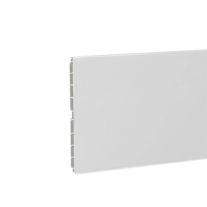 Zócalo Pvc/Aluminio-Papel Melamina Modelo Zesio 3,95M Acabado Plata Mate, Blanco Mate Y Negro Mate Acabado Blanco Altura Zócalo 147Mm Herrajes Fab.Nacional