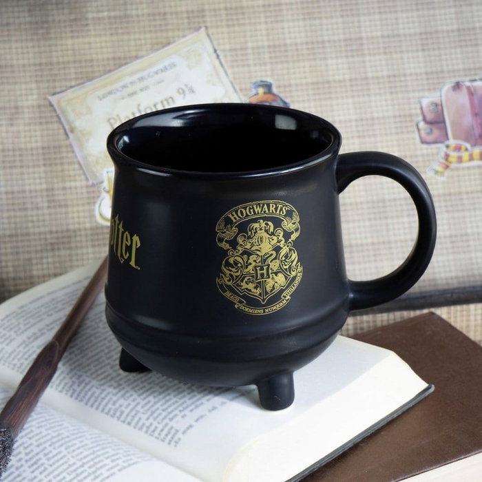 Geda Labels Harry Potter Taza Hogwarts Crest Cauldron Design 560ml