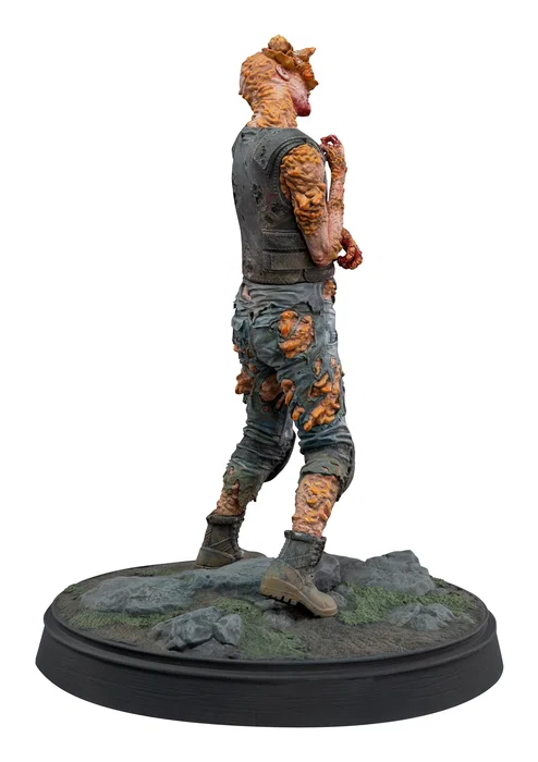 Dark Horse Figura Armored Clicker 22 cm The Last of Us Part II