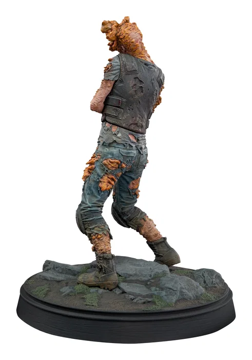 Dark Horse Figura Armored Clicker 22 cm The Last of Us Part II