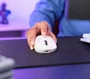 Trust GXT 929 Helox Ratón Gaming Inalámbrico Ultraligero para Mano Derecha, 4800 DPI, Iluminación LED RGB, Batería Recargable, Blanco