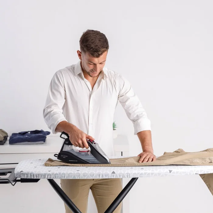 Taurus Geyser Eco Easy 2800 Plancha de Vapor y Seco, Suela Cerámica, 2800 W, 180g/min Vapor, Posición ECO, Negro Taurus Geyser Eco Easy 2800 Plancha de Vapor y Seco, Suela Cerámica, 2800 W, 180g/min Vapor, Posición ECO, Negro