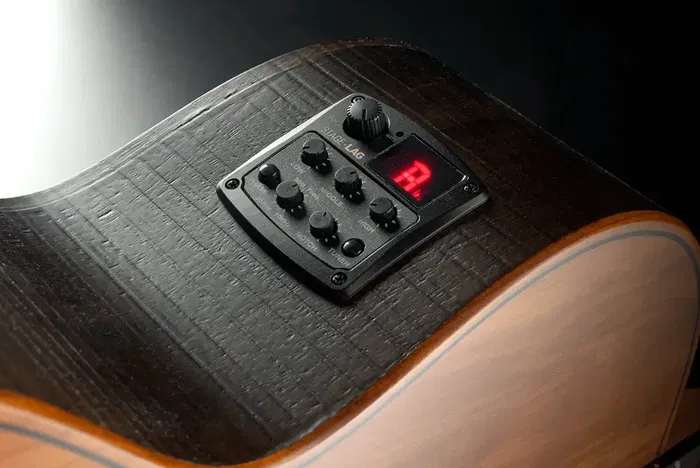 LAG Guitarra Acústica Electroacústica Dreadnought Cutaway A/E Natural Satinado Sauvage Lag LAG Guitarra Acústica Electroacústica Dreadnought Cutaway A/E Natural Satinado Sauvage Lag