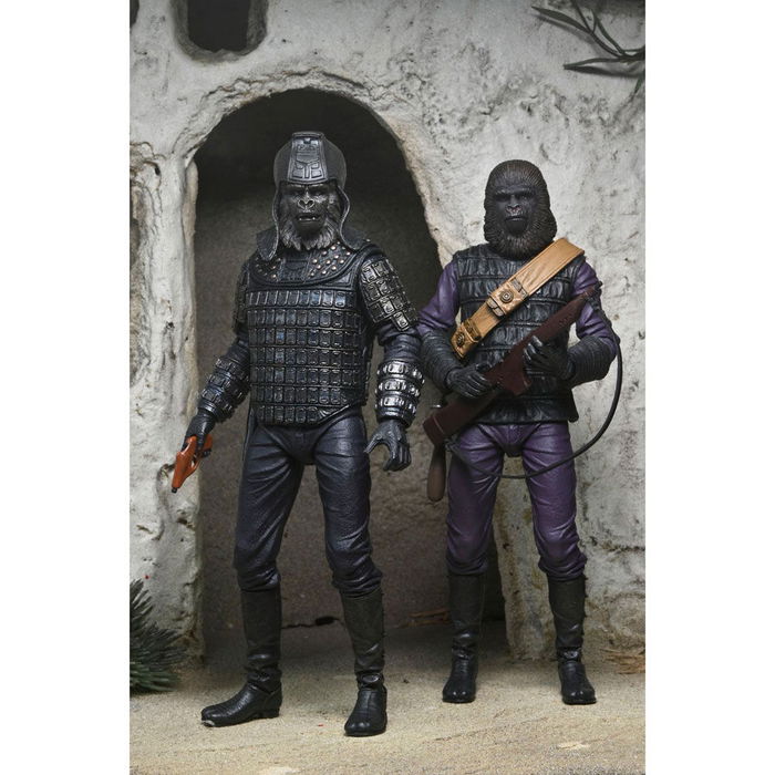 NECA Figura General Ursus El Planeta de los Simios 18cm con Accesorios de la Película de 1968