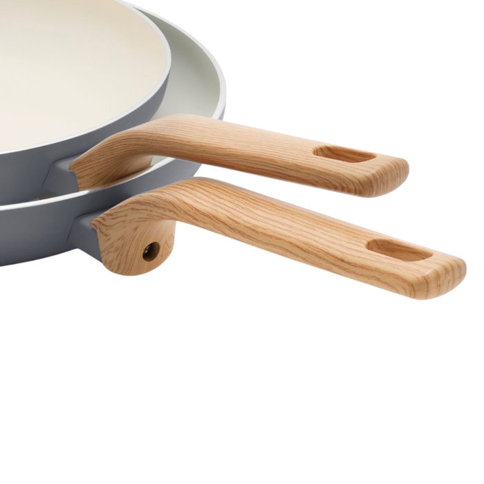 GreenPan Essence Juego de 2 Sartenes de 26 y 30 cm.</div> GreenPan Essence Juego de 2 Sartenes de 26 y 30 cm.</div>