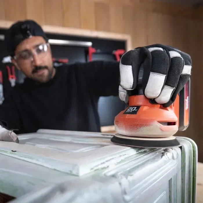 Dual Power Lijadora Excéntrica Inalámbrica 20V Ø125mm + 1x Abrasivo G80 POWDP50400