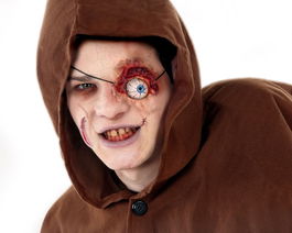 Herida Falsa Con Cicatriz Y Ojo Infectado 18x13 cm Para Halloween