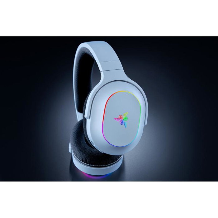 Razer Barracuda X Chroma White Auricular Inalámbrico 7.1 Bluetooth 2.4 GHz RZ04-05220200-R3M1