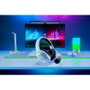 Razer Barracuda X Chroma White Auricular Inalámbrico 7.1 Bluetooth 2.4 GHz RZ04-05220200-R3M1