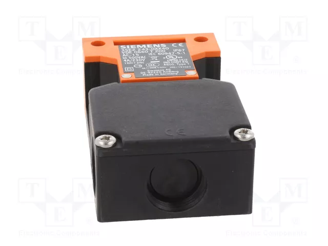 SIEMENS Interruptor de seguridad a llave NC x2 + NA IP65 SIEMENS Interruptor de seguridad a llave NC x2 + NA IP65
