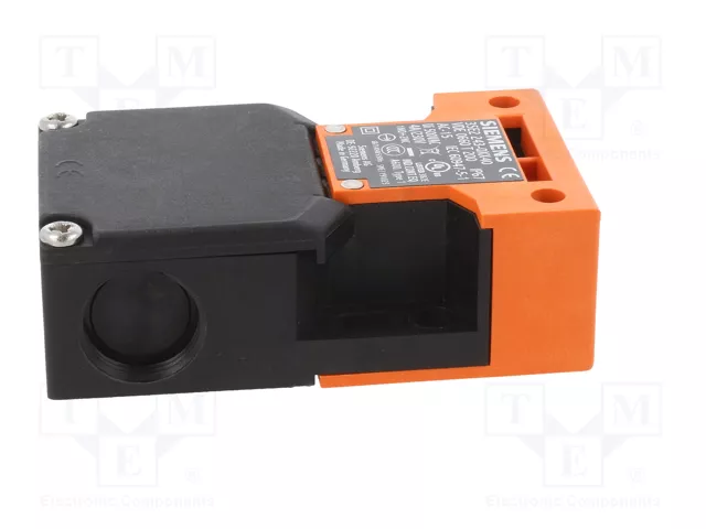 SIEMENS Interruptor de seguridad a llave NC x2 + NA IP65 SIEMENS Interruptor de seguridad a llave NC x2 + NA IP65