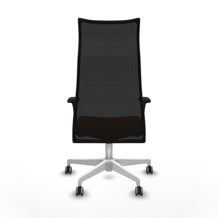 Sillón Albacete con mecanismo Sincro tapizada con Similpiel color Marrón y malla color Negro. Equipado con Base poliamida blanca, Brazos 1D y Ruedas 65 mm parqué