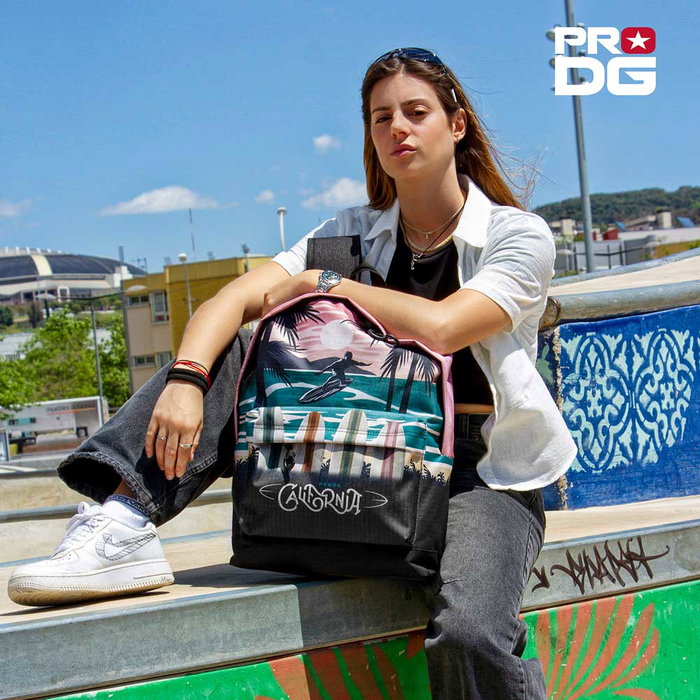 Pro-Dg Mochila HS FAN 2.2 California PRO-DG Urbana Resistente y Repelente a Líquidos, Multicolor Pro-Dg Mochila HS FAN 2.2 California PRO-DG Urbana Resistente y Repelente a Líquidos, Multicolor