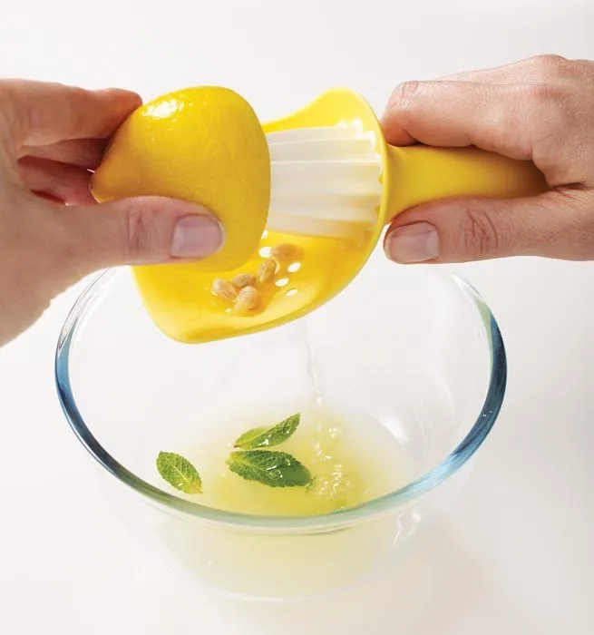 Joseph Joseph Catcher Citrus Reamer Amarillo Eléctrico, exprimidor de limón y naranja con mango ergonómico Joseph Joseph Catcher Citrus Reamer Amarillo Eléctrico, exprimidor de limón y naranja con mango ergonómico