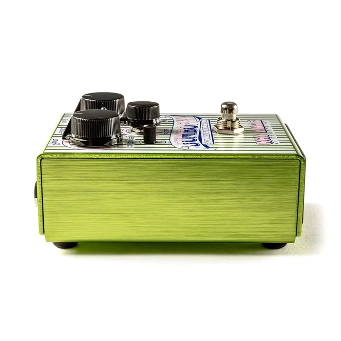 WAYHUGE Jumbo Fuzz Swollen Pickle XXX Pedal de Aniversario, Controles de Tono Hi y Lo, Interruptor de Compresión, Saturación de Alta Ganancia