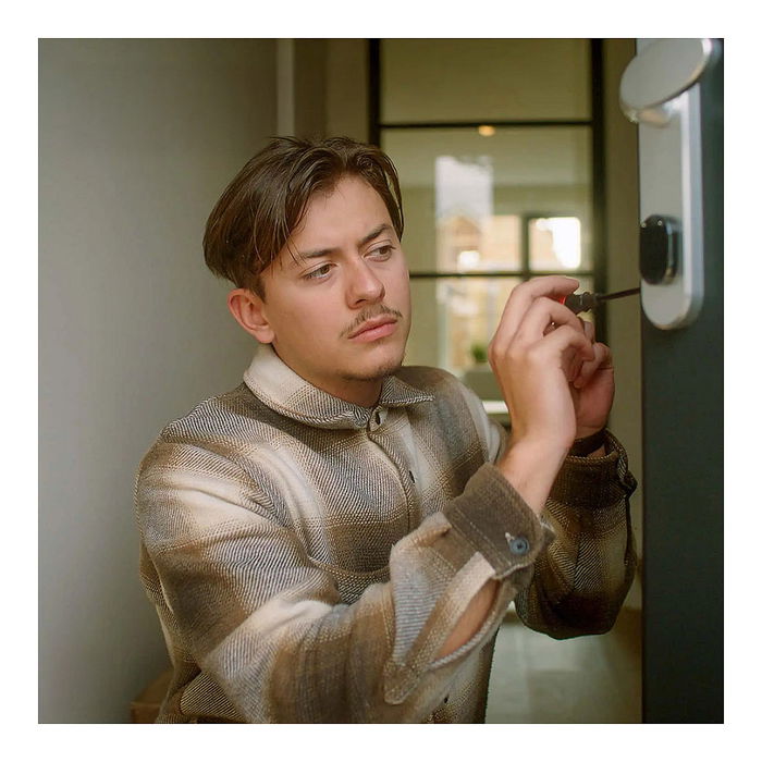 Shelly LOQED Touch Smart Lock Cerradura de puerta inteligente Bluetooth Código Lector de huellas dactilares Sin llave Mando a distancia Negro Inalámbrico 1 pieza Shelly LOQED Touch Smart Lock Cerradura de puerta inteligente Bluetooth Código Lector de huellas dactilares Sin llave Mando a distancia Negro Inalámbrico 1 pieza