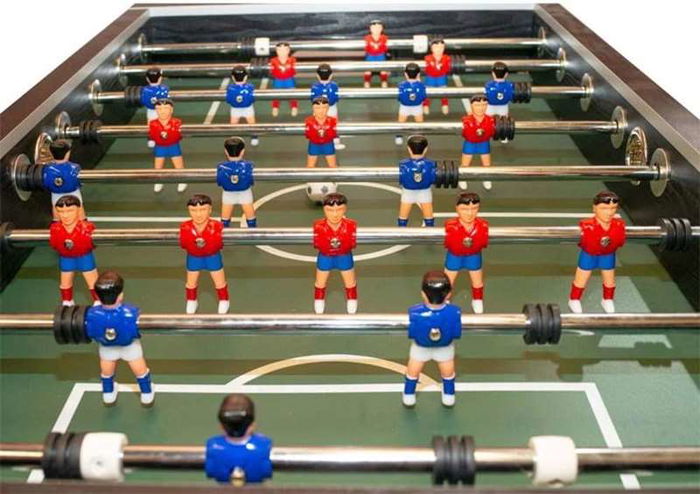 Ociotrends Futbolin Diamond jugadores piernas abiertas 147 x 80 x 88 cm 54 kg