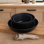 Quid Batería de Aluminio Forjado Click Chef de 4 piezas, Beige
