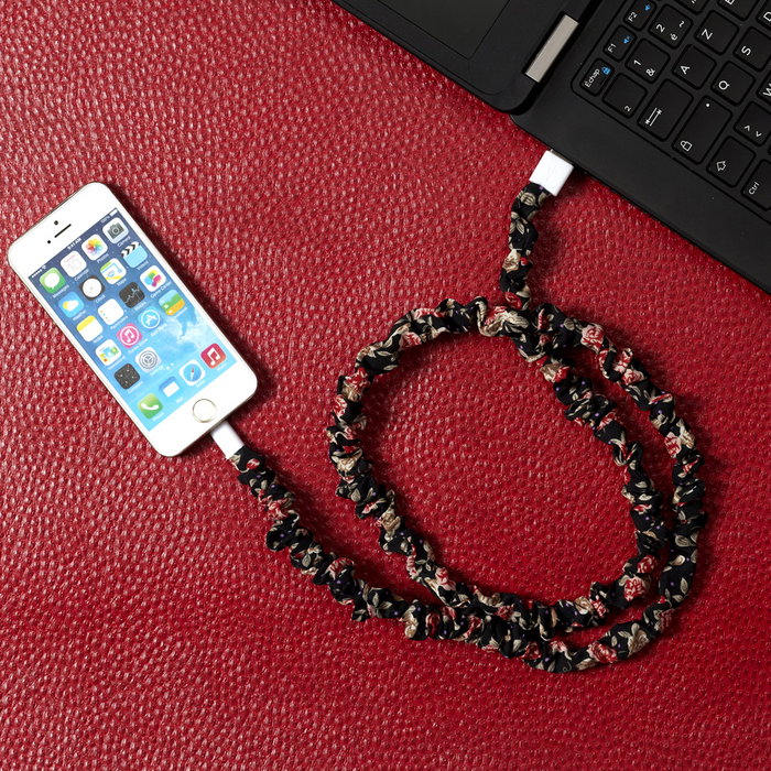 Be Mix Cable USB Tipo C Carga Rápida 3A con Recubrimiento de Tela Estampada Floral 1 Metro