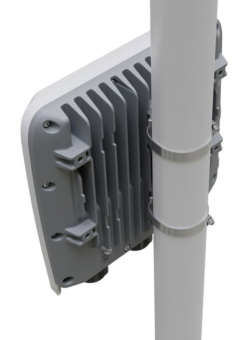 MikroTik RB5009UPr+S+OUT Router Blanco con 2.5G y Gigabit Ethernet