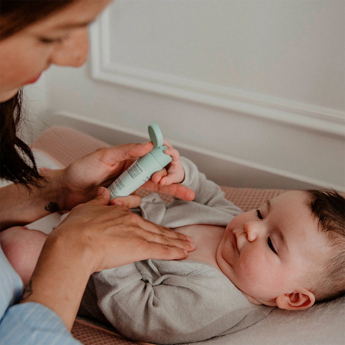 Suavinex Bálsamo Pectoral Aromático para Bebés - 50 ml: Confort y Serenidad para tu Pequeño Suavinex Bálsamo Pectoral Aromático para Bebés - 50 ml: Confort y Serenidad para tu Pequeño