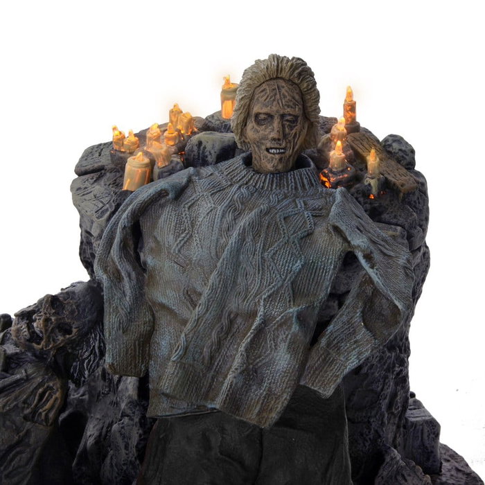NECA Friday the 13th: The Game Diorama Pamela Shrine