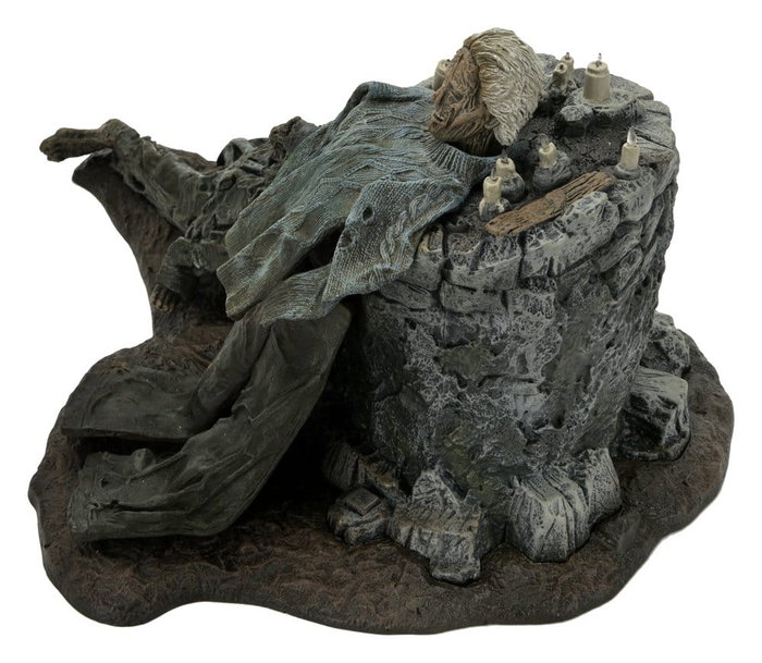 NECA Friday the 13th: The Game Diorama Pamela Shrine