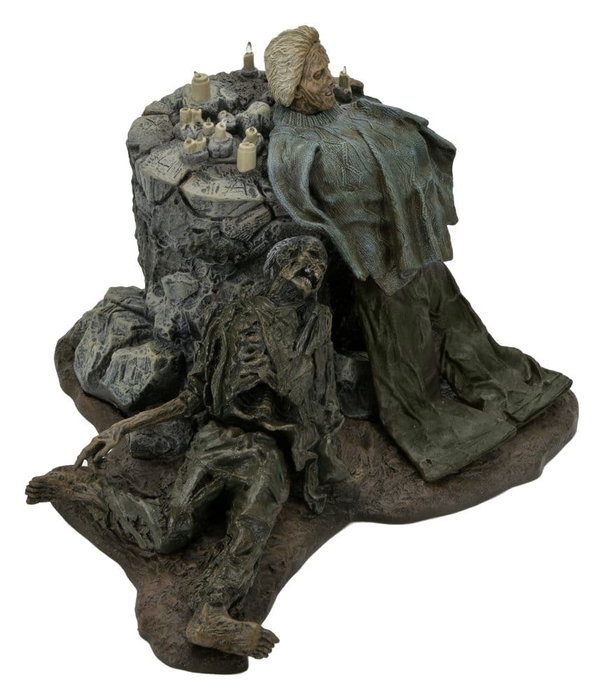 NECA Friday the 13th: The Game Diorama Pamela Shrine