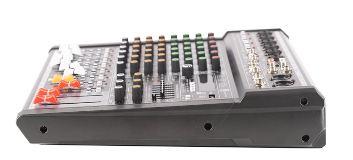 Mesa Ek de 8 Canales con Efectos