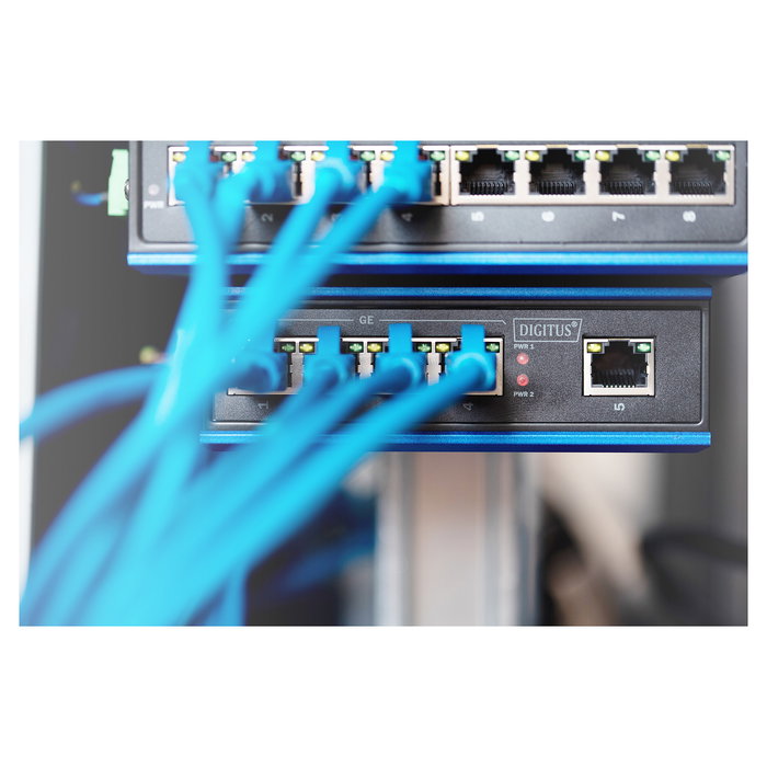 Digitus Switch Industrial Gigabit Ethernet Unmanaged, 5 Puertos RJ45 + 1 Uplink, Montaje en Pared/Carril DIN, Negro/Azul Digitus Switch Industrial Gigabit Ethernet Unmanaged, 5 Puertos RJ45 + 1 Uplink, Montaje en Pared/Carril DIN, Negro/Azul