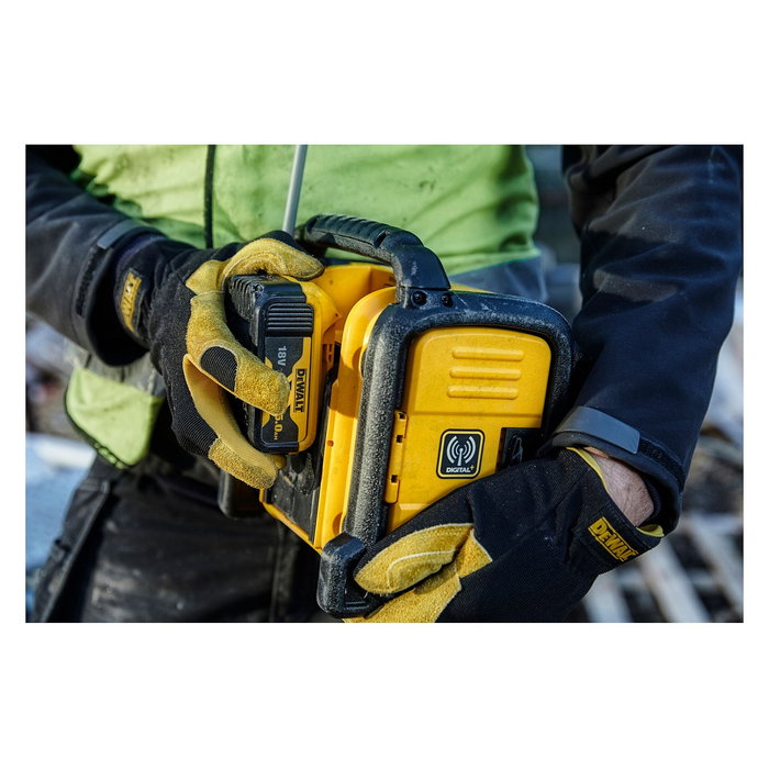 DeWALT DCR020-QW Radio Digital Portátil con DAB y FM, Pantalla LED Verde, Funciona con Batería 10.8-18V o Red, Color Negro y Amarillo